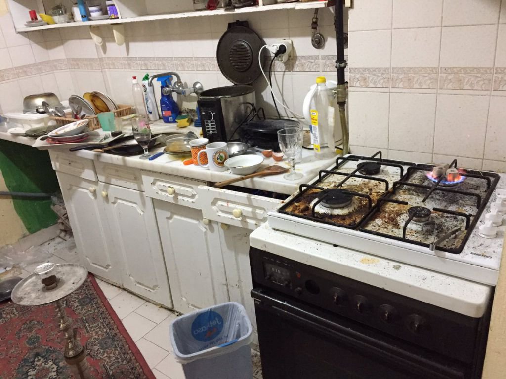 PROGRAMA KATILDILAR, EVDEN ATILDILAR