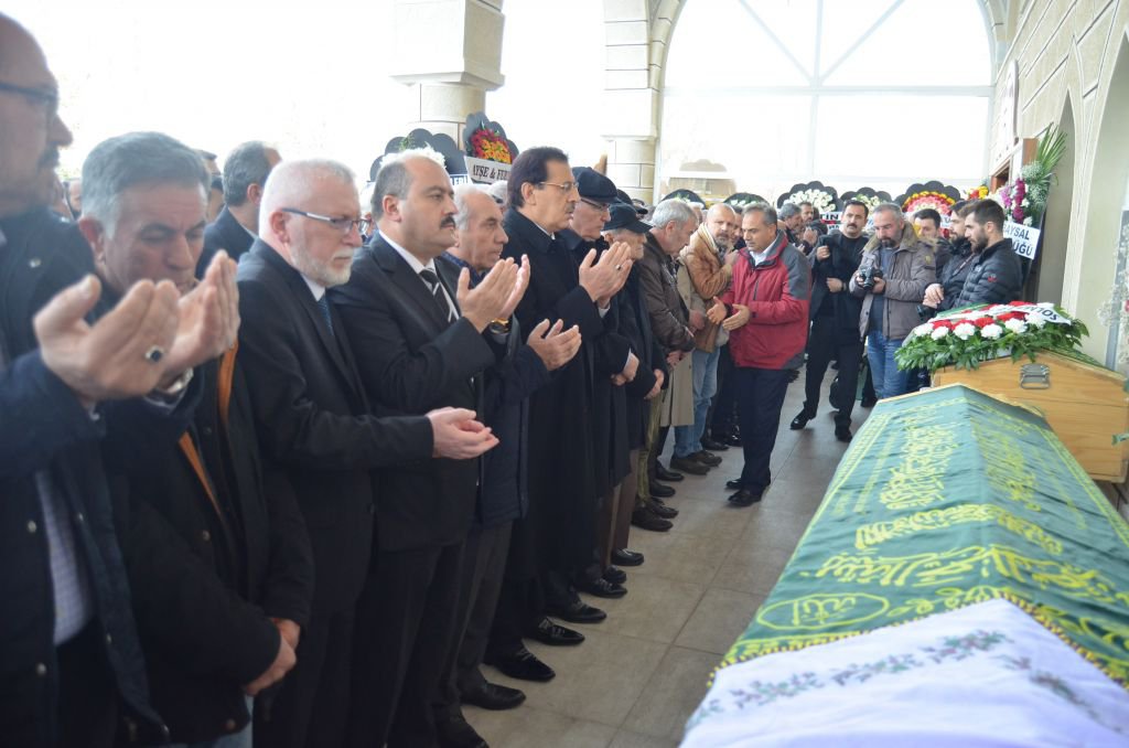 ŞERAFETTİN ERBAYRAM SON YOLCULUĞUNA UĞURLANDI