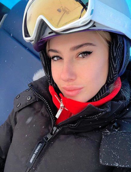 ŞEYMA SUBAŞI KARTALKAYA'DA