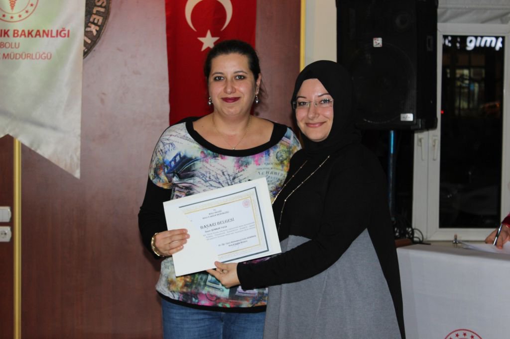 "BU MÜCADELEYİ KUTLUYORUZ"