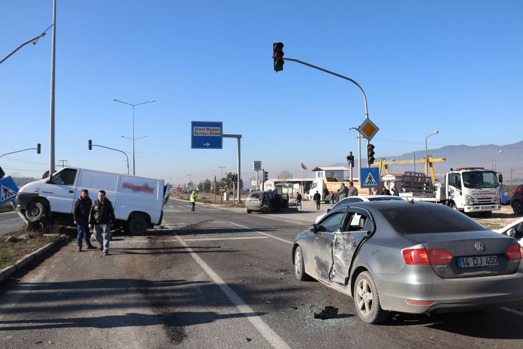 SÜRÜCÜ DEHŞET SAÇTI