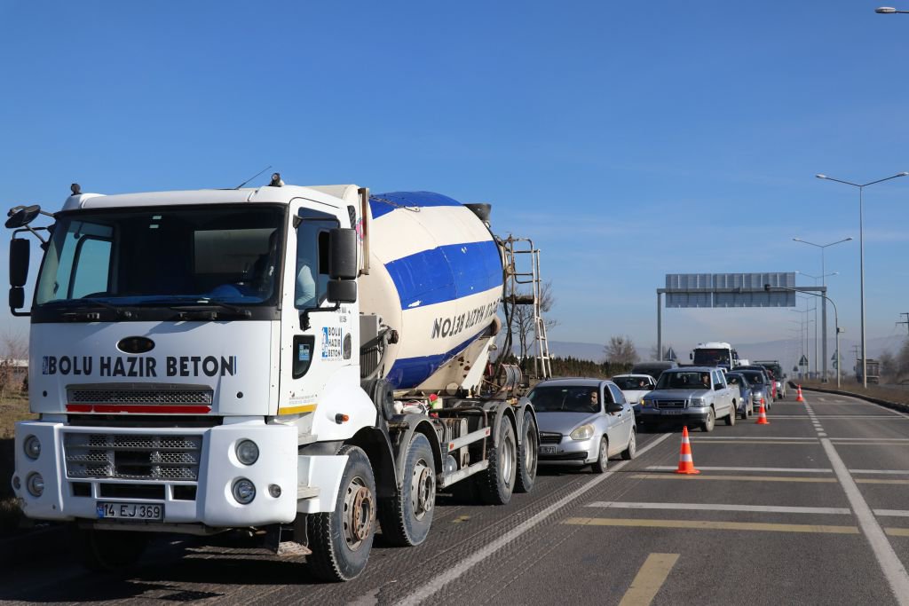 SÜRÜCÜ DEHŞET SAÇTI