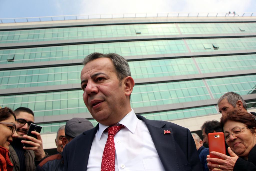 TANJU ÖZCAN RESMEN BAŞKAN...