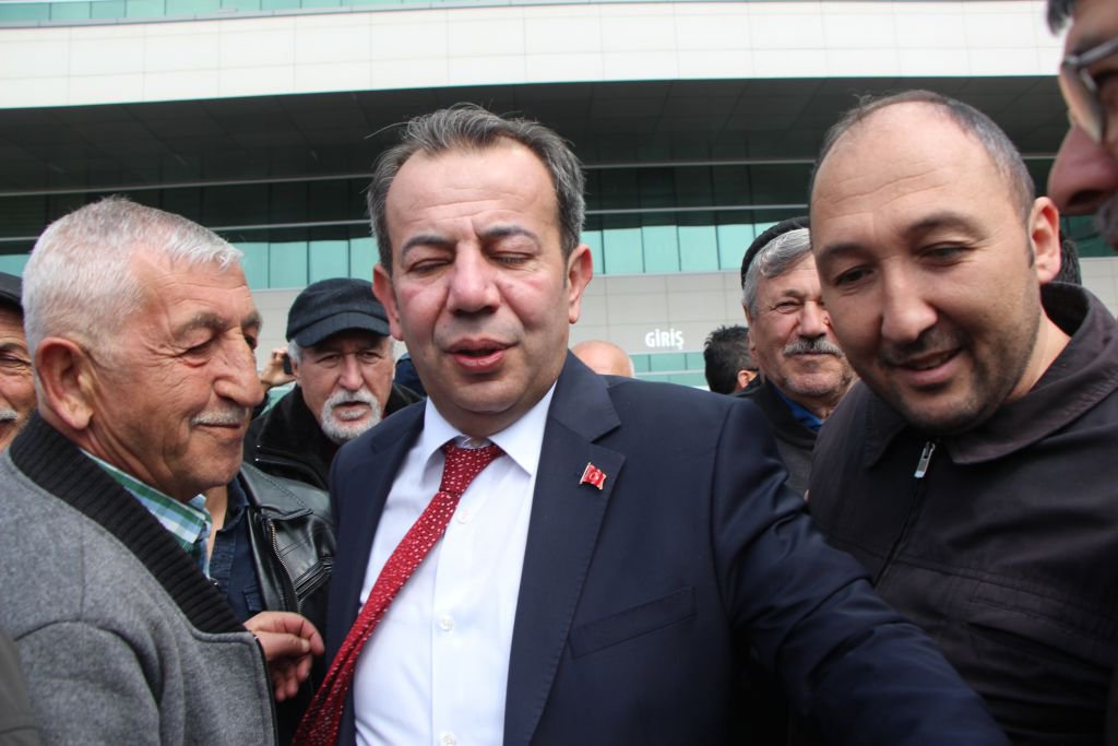 TANJU ÖZCAN RESMEN BAŞKAN...