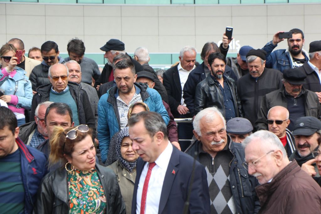 TANJU ÖZCAN RESMEN BAŞKAN...