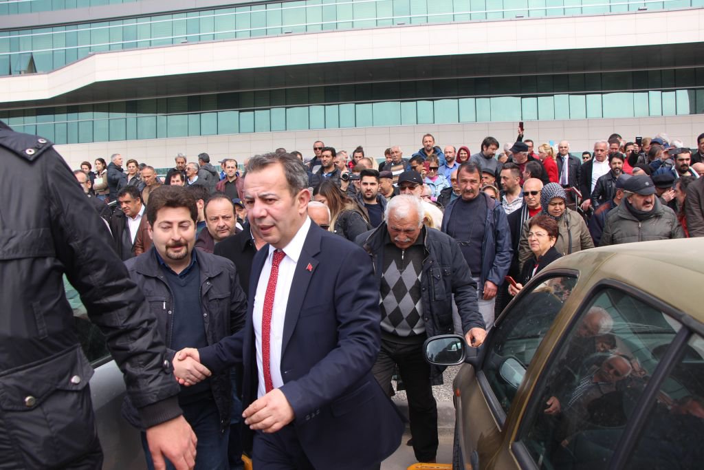 TANJU ÖZCAN RESMEN BAŞKAN...