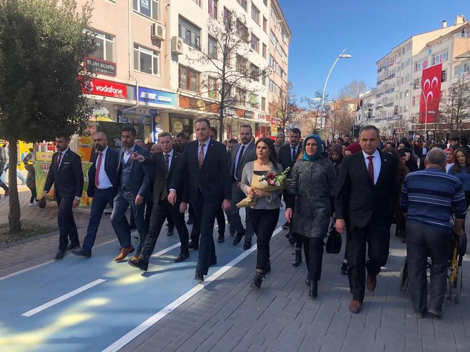 ÜLKÜCÜLERDEN SOYLU'YA BÜYÜK DESTEK