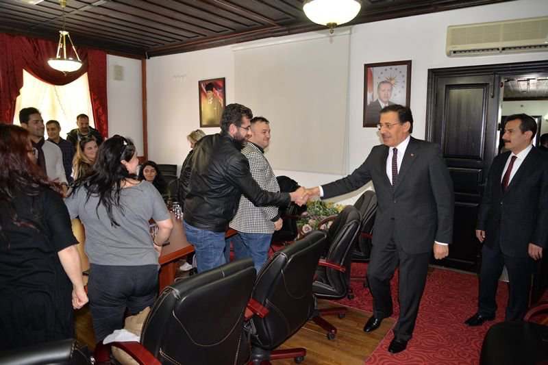 VALİ ÜMİT TURİZM TEMSİLCİLERİYLE BULUŞTU