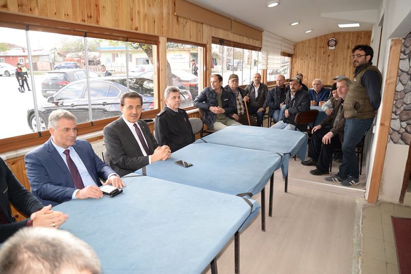 VALİ ÜMİT'TEN HALK BULUŞMASI