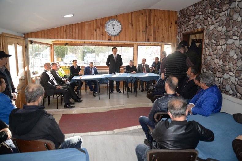 VALİ ÜMİT'TEN HALK BULUŞMASI