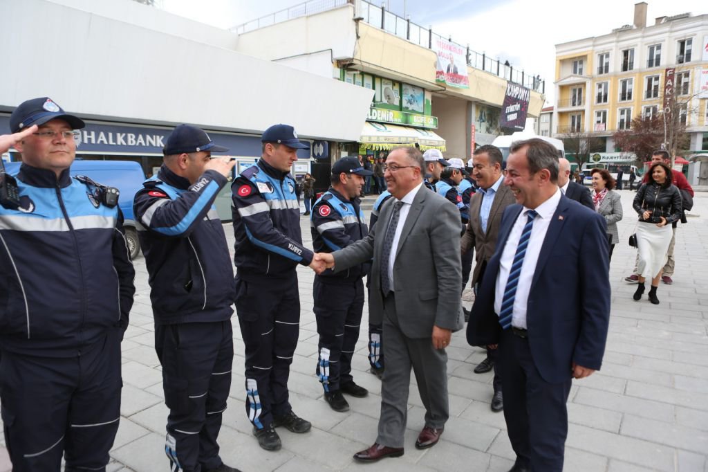 VEFA BAŞKAN'DAN ÖZCAN'A ZİYARET