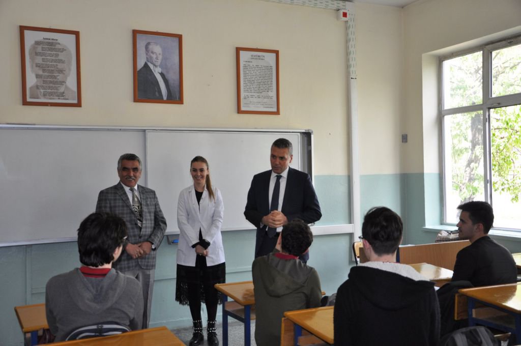 YASİN TEPE ÖĞRENCİLERLE SOHBET ETTİ