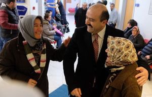 YILBAŞI GECESİ KAPI KAPI GEZDİ