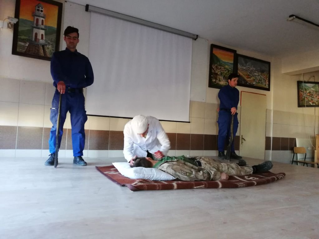 ZAFER GÜNÜNDE ANLAMLI ZİYARET