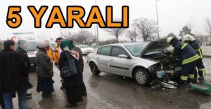 TRAFİK KAZASINDA 5 KİŞİ YARALANDI