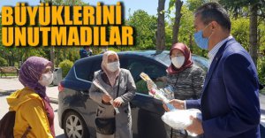 ANNELER GÜNÜNÜ KUTLADILAR