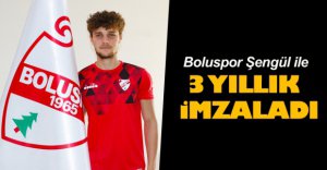 BOLUSPOR İLE 3 YILLIK İMZALADI