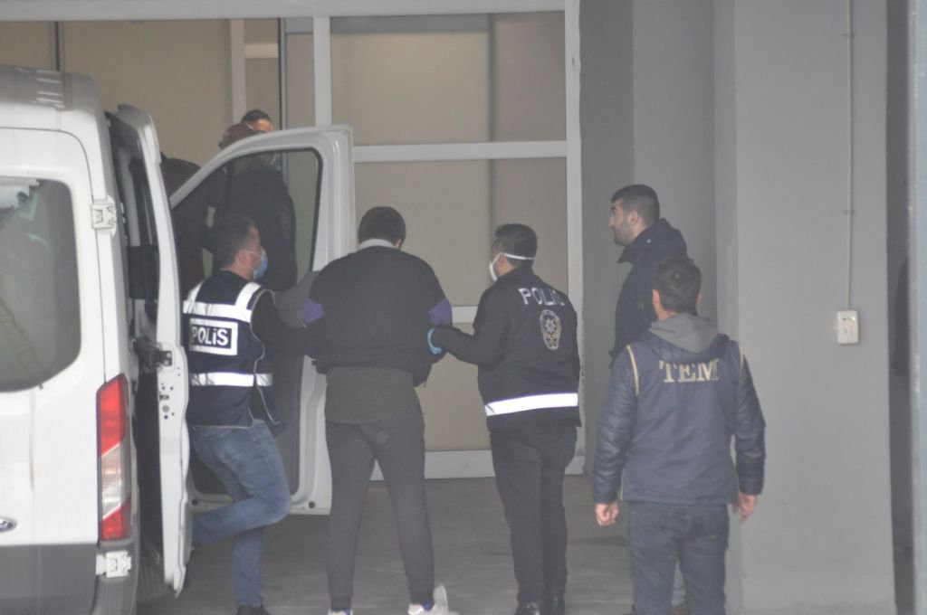 3 ŞAHIS ADLİYEYE SEVK EDİLDİ