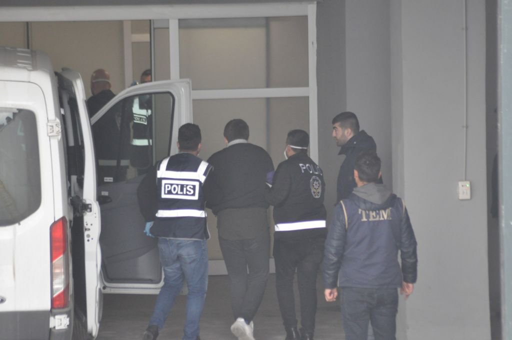 3 ŞAHIS ADLİYEYE SEVK EDİLDİ