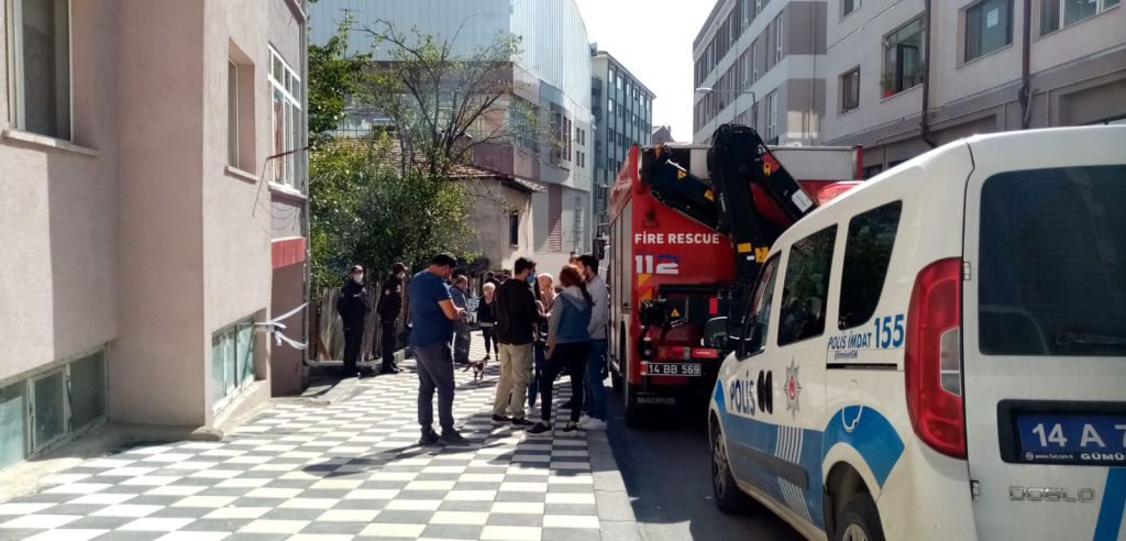 5. KATTAN DÜŞEREK CAN VERDİ