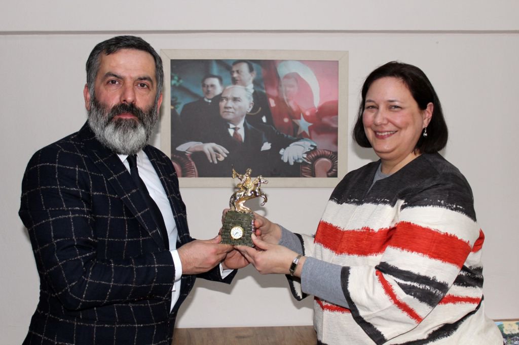 ABD’Lİ BAŞKONSOLOS’TAN BGC’YE ZİYARET