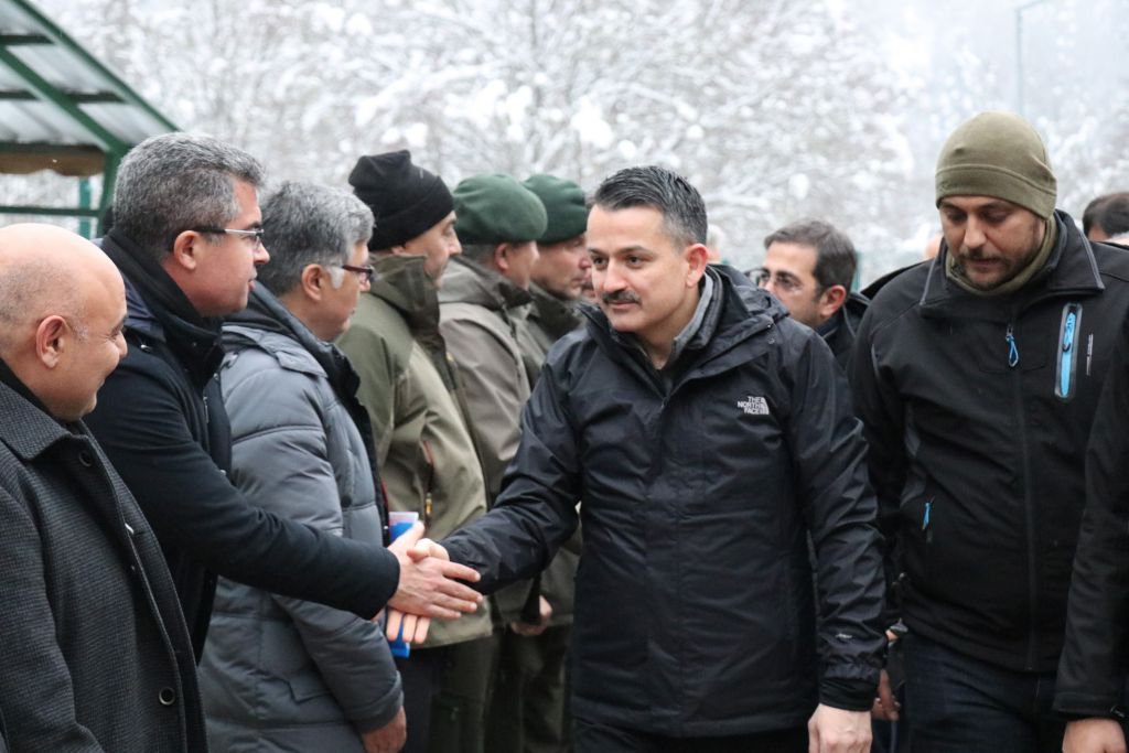 BAKAN PAKDEMİRLİ BOLU'YA GELDİ