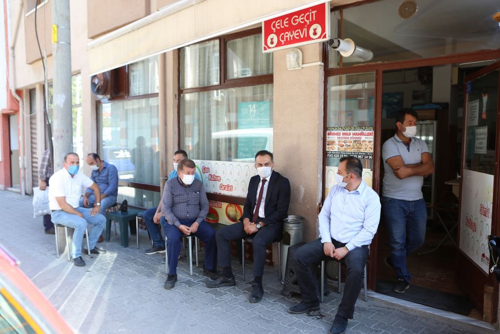 BAŞKAN ÖZCAN ESNAFI DİNLEDİ