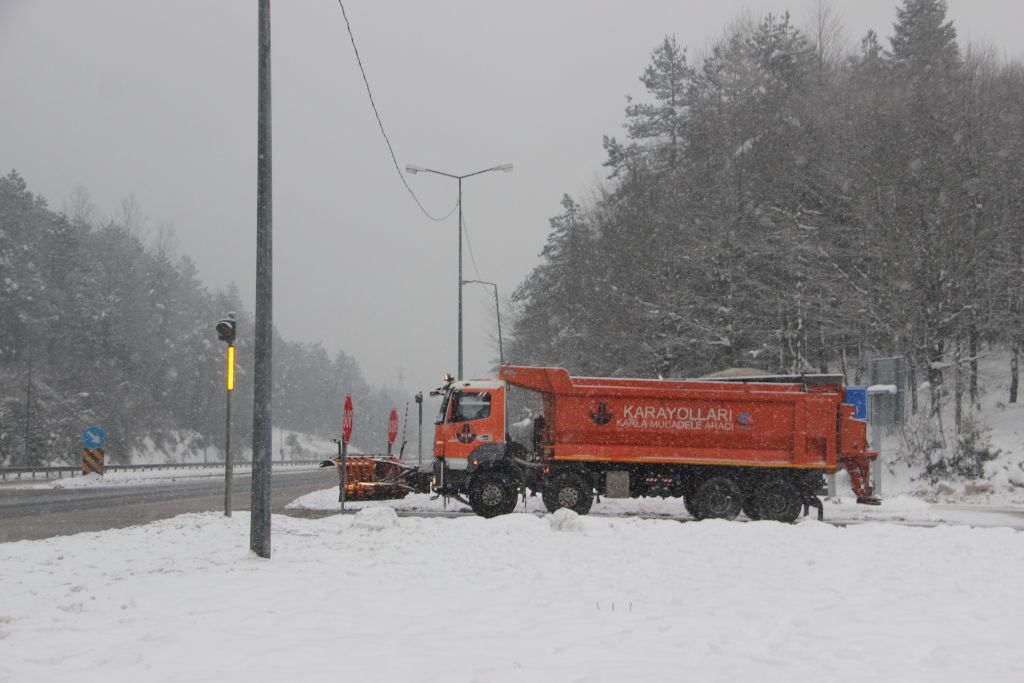 BOLU DAĞI KARA TESLİM....