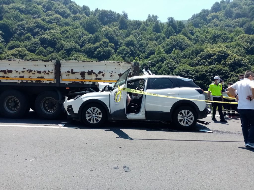 BOLU DAĞI’NDA FECİ KAZA!