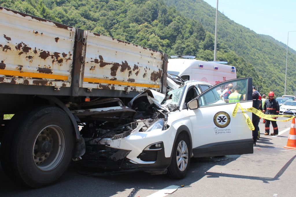 BOLU DAĞI’NDA FECİ KAZA!