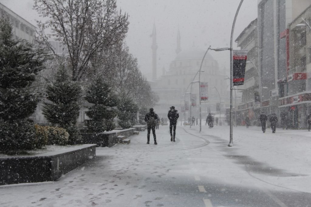 BOLU KENT MERKEZİ BEMBEYAZ