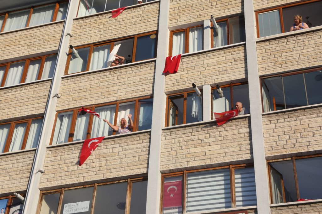 BOLU'DA COŞKULU ZAFER YÜRÜYÜŞÜ