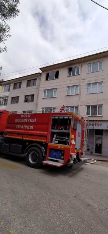 BOLU'DA KORKUTAN YANGIN