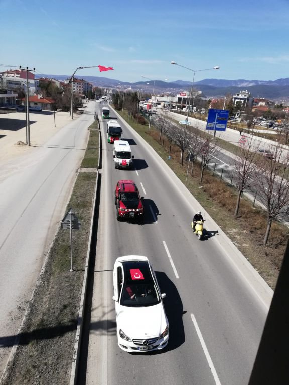 BOLU’DA MEHMETÇİĞE DESTEK KONVOYU