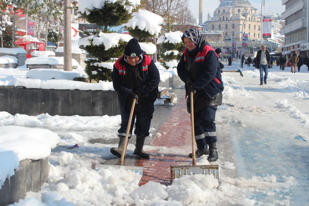 BOLU’NUN EMEKÇİ KADINLARI