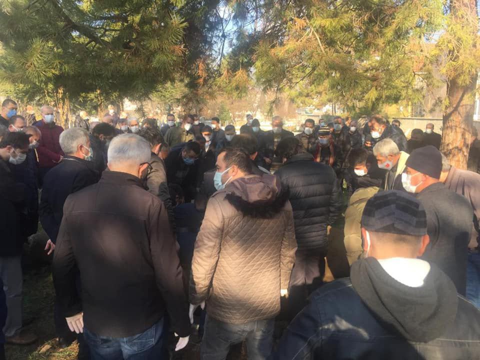 CEMİL HOCA SON YOLCULUĞUNA UĞURLANDI