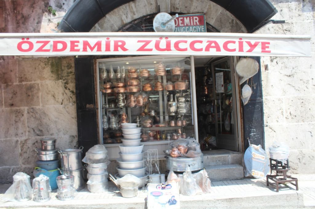 “ESKİDEN HERKESİN EVİNDE BAKIR VARDI”