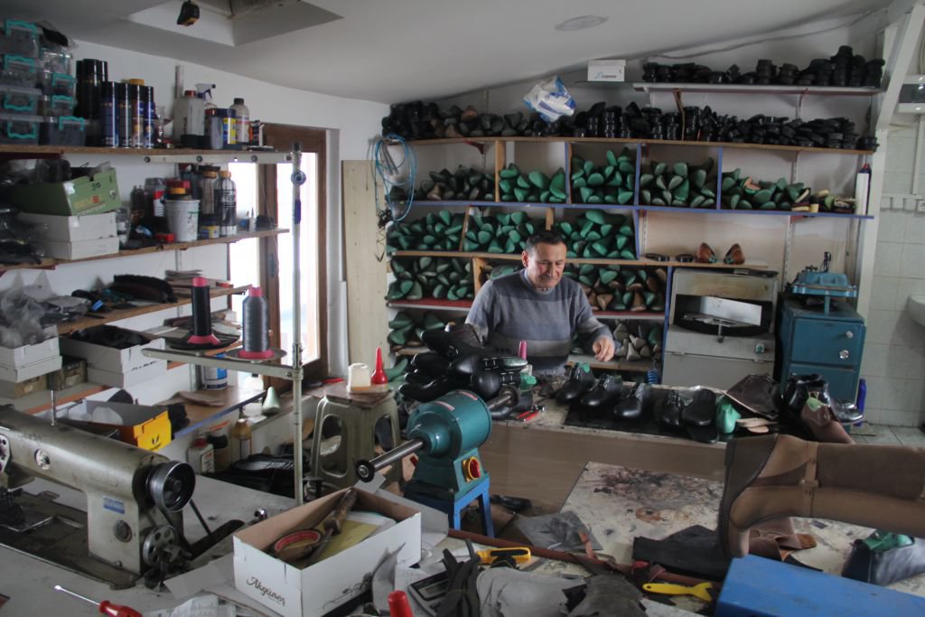 ESKİMEYEN MESLEK AŞKI…