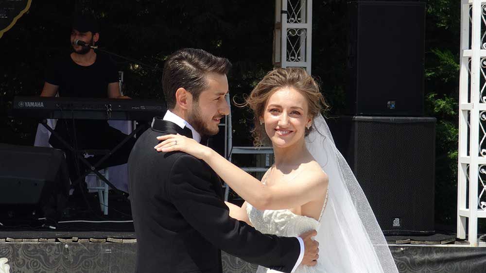 ESKİOGLU VE KURİOĞLU AİLELERİNİN MUTLU GÜNÜ