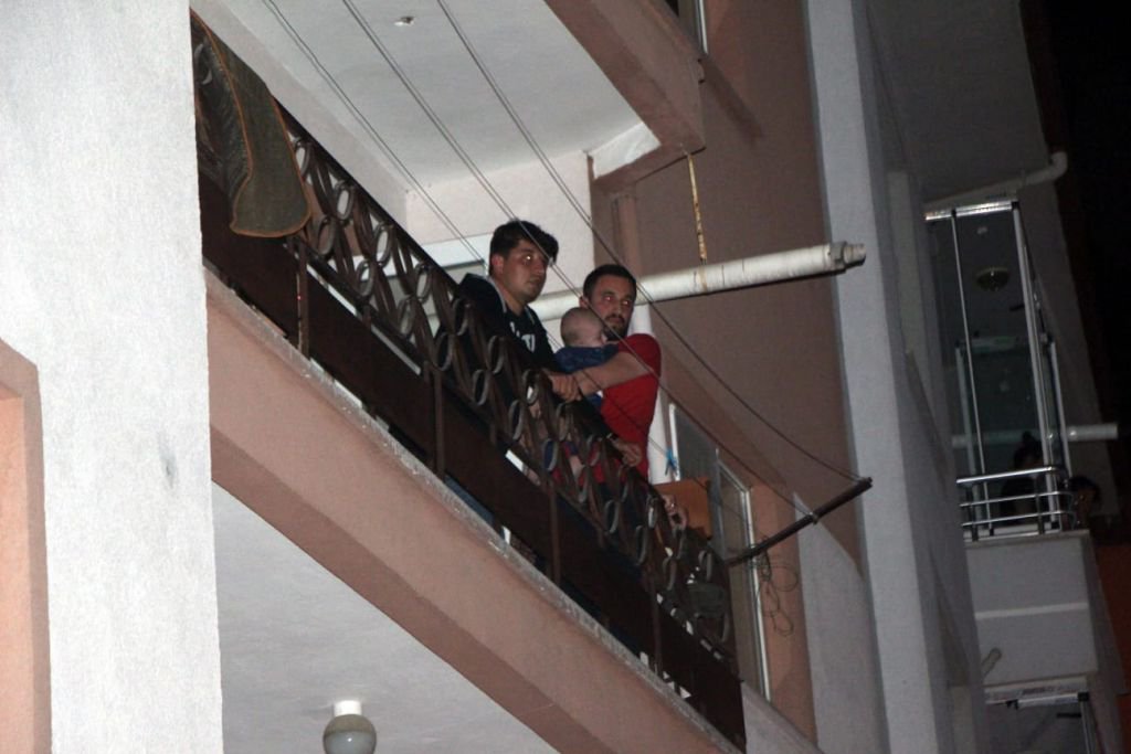 EV VE İŞYERİ KÜLE DÖNDÜ