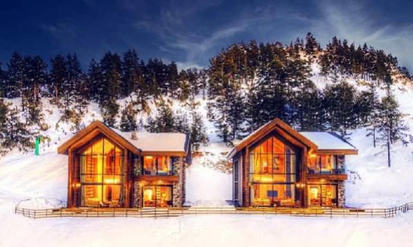 GECELİĞİ 80 BİN TL'YE OTEL