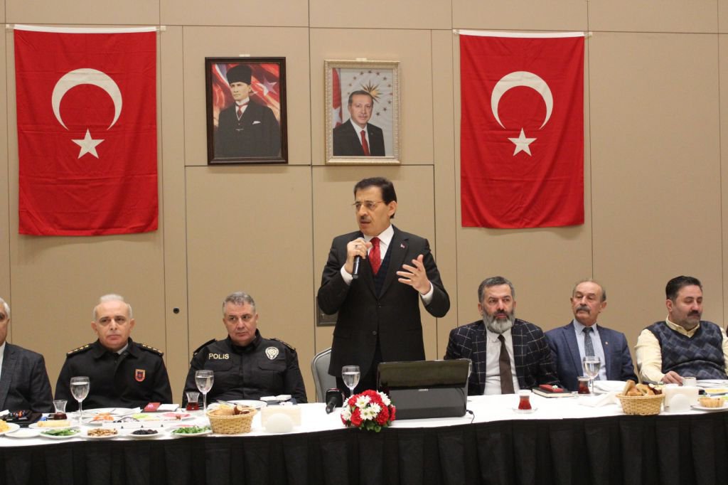 "GÜN BİRLİK BERABERLİK GÜNÜDÜR"