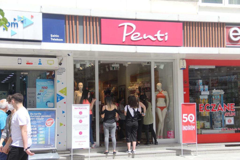 GÜN GENÇLERİN GÜNÜ