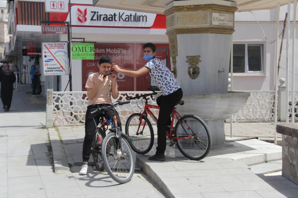 GÜN GENÇLERİN GÜNÜ