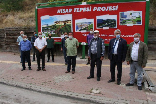 "HİZMETİN SİYASETİ OLMAZ"