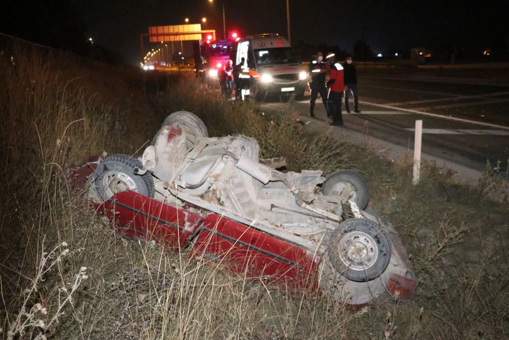 HURDAYA DÖNEN ARAÇTAN SAĞ ÇIKTILAR