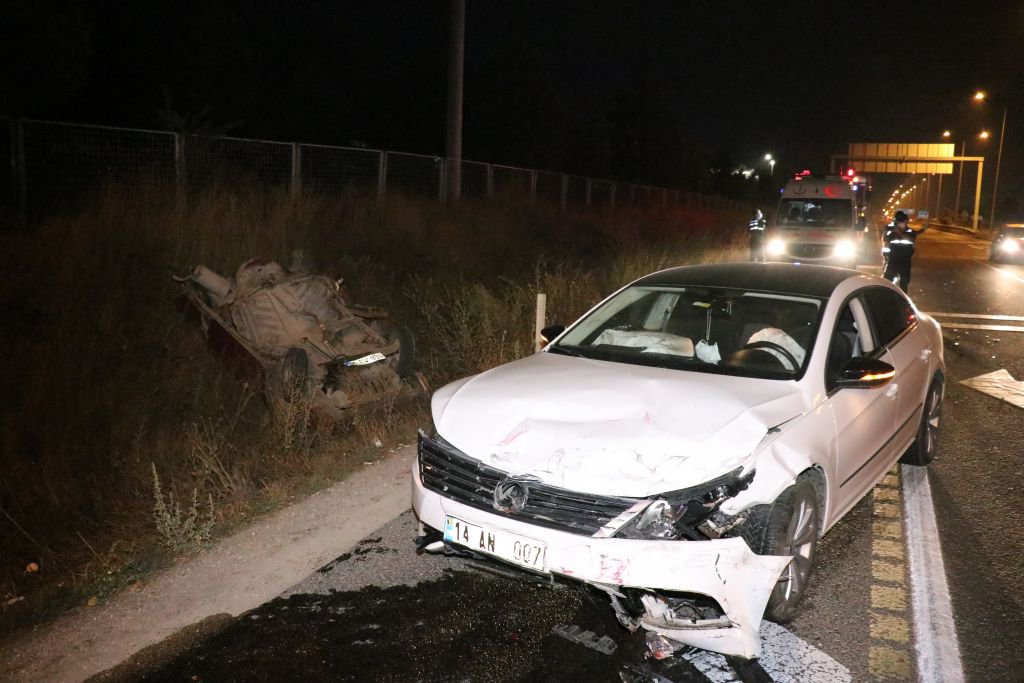 HURDAYA DÖNEN ARAÇTAN SAĞ ÇIKTILAR