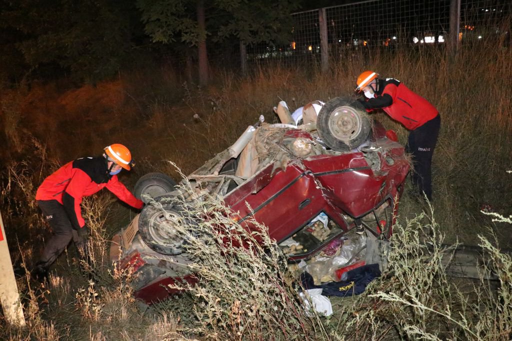 HURDAYA DÖNEN ARAÇTAN SAĞ ÇIKTILAR