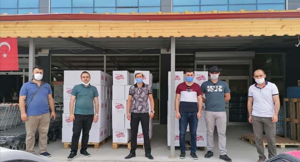 İHTiYAÇ SAHiBi  VATANDAŞLAR  iÇiN YOLLARA  DÜŞTÜLER