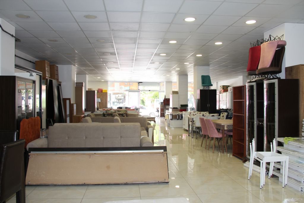 “İKİNCİ EL EŞYA SATIŞLARI AZALDI”